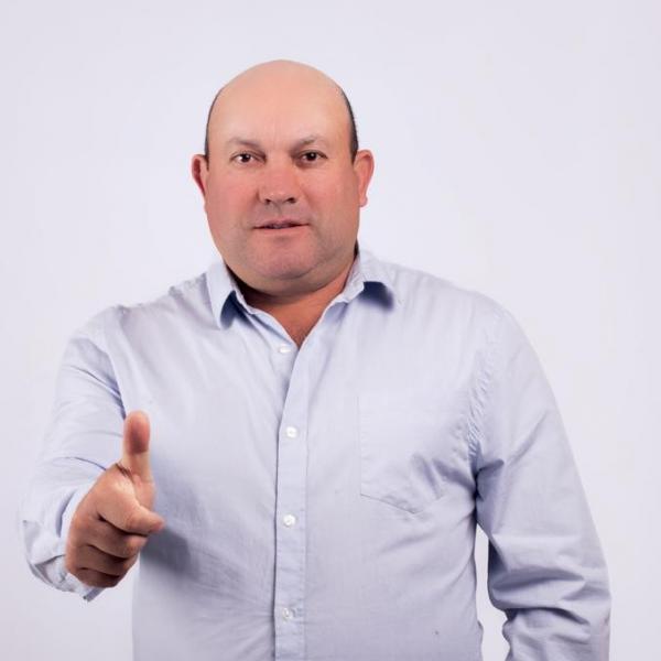 Foto de CLAUDIOMIRO CORREA BONES 